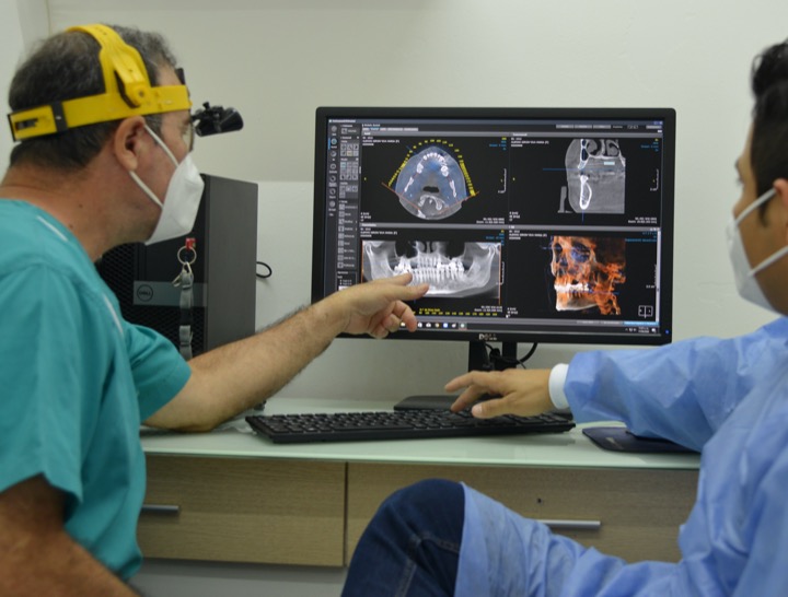 Planeación odontológica digital en monitor clínico