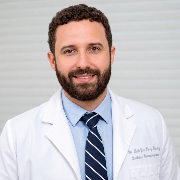 Dr. Paulo José Pérez Sánchez, otorrinolaringólogo y cirujano facial